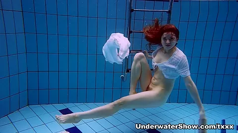UnderwaterShow Video: Marketa