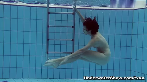 UnderwaterShow Video: Lastova