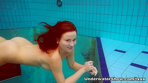 UnderwaterShow Video: Deniska