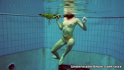 UnderwaterShow Video: Birtakik