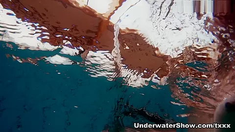 UnderwaterShow Video: Birtakik