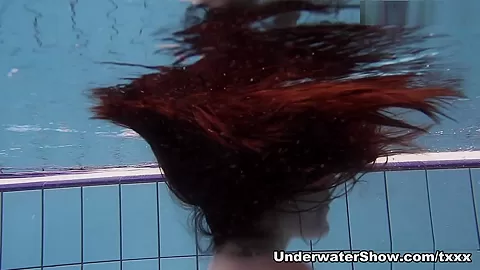 UnderwaterShow Video: Andrejka
