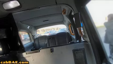 Taxi bigass pantyhose slut fucked outdoor by taxi driver