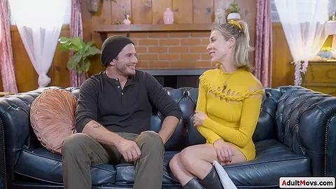 Blonde deepthroats cock and fucks and squirts on first date