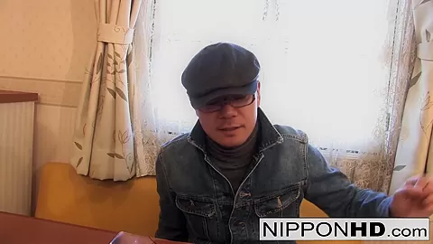 Cute Asian Waitress Gives Double Blowjob - PUBA