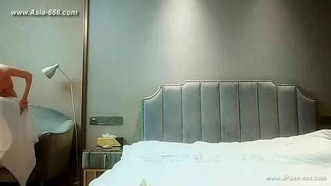 chinese man fucking callgirl in hotel.499