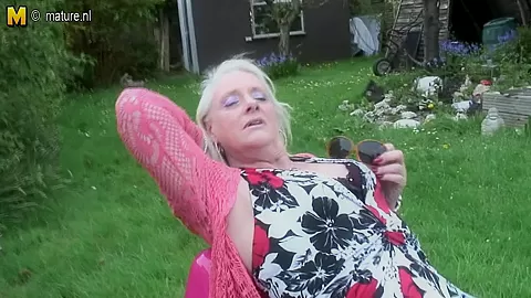 Naughty British Housewife Playing In The Garden - MatureNL