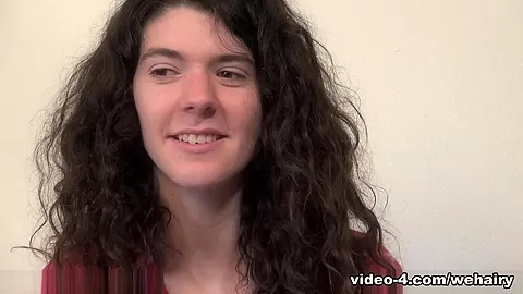 Silki Smith gives a sexy and nervous interview