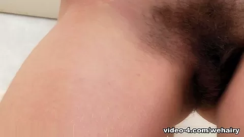 Chrystal Mirror masturbates in her heart bathtub
