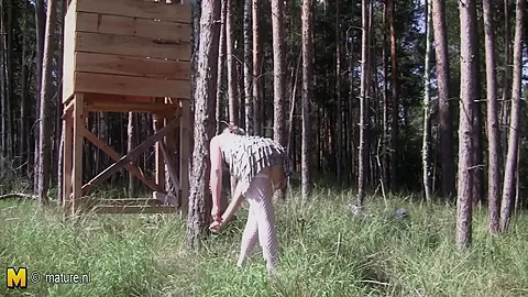 Squirting Mature Slut Masturbating In The Woods - MatureNL