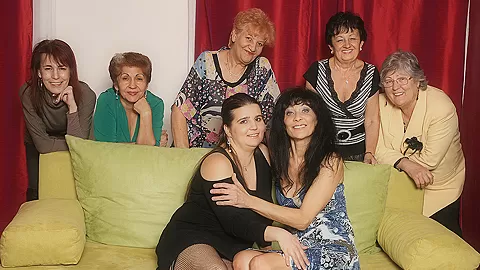 Old And Young Lesbians Perform In A Room Full Of Mature Ladies - MatureNL