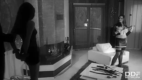 Gift For Busty Dominatrix - PornWorld