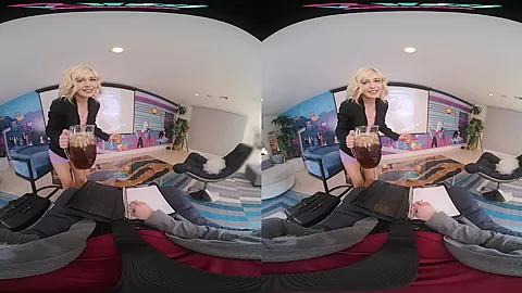 VRHUSH Filling up Marley Minx with a warm creamy load