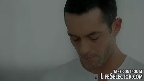 Psychologist's affair with Patient