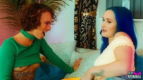 SEXY MOMMA - Step Daughter Blue Catches PussyKat Online