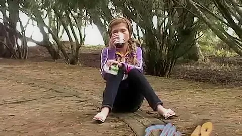 Ellie 18 loves Outdoor Fingering
