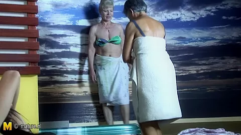 Ever Take A Peek In An All Female Mature Sauna - MatureNL