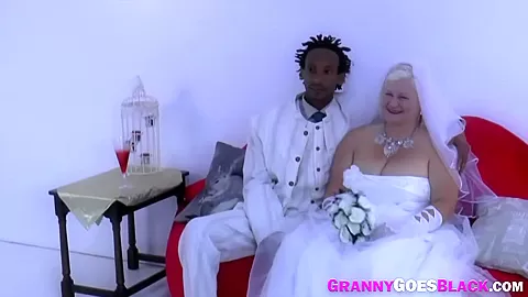 Busty granny gets eaten out