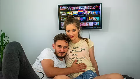 Netflix and Fuck; Amateur Couple 3D Porn Voyeur