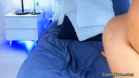 Fat Ass Latina Twerking On Her Dildo