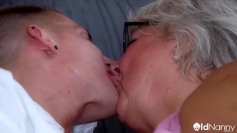 Blonde Chubby MILF Gives Horny Guy a Blowjob - AGEDLOVE