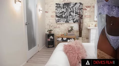 Busty Cam Model Rides The Handyman Live To Make Him Work Quicker