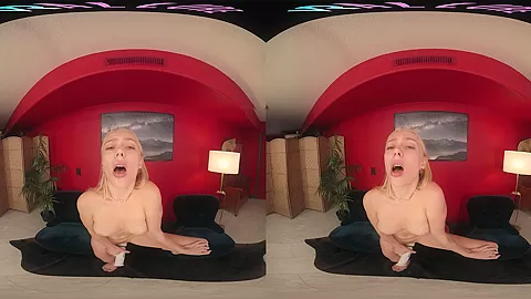 Fit blonde shows you how she gets off in virtual reality