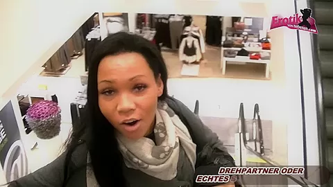 Blowjob in Supermarket mit deutscher Ebony teen 18+
