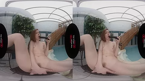 Mysterious present - VirtualRealPorn