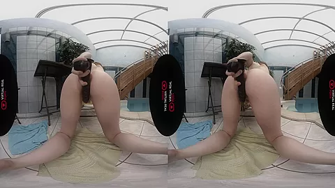 Mysterious present - VirtualRealPorn