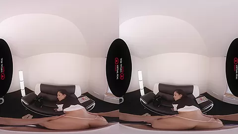 Looking for a job - VirtualRealPorn
