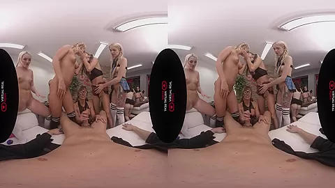 12 Girls of Christmas - VirtualRealPorn