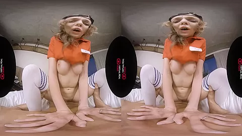 Hot delivery - VirtualRealPorn