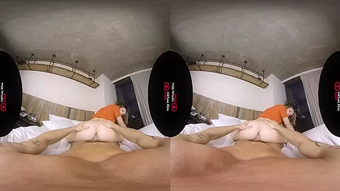 Hot delivery - VirtualRealPorn