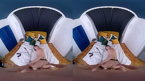Naughty Vixen - VirtualRealPorn