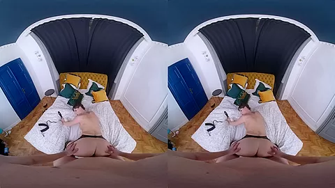 Naughty Vixen - VirtualRealPorn