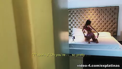 Peeping Tom - ExposedLatinas