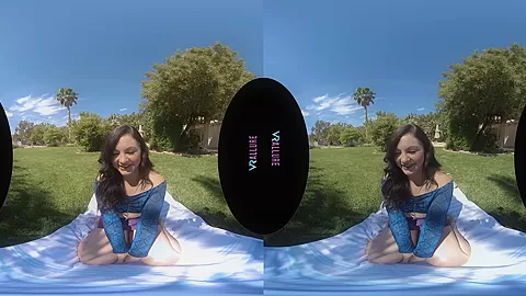VRALLURE Come Join Me Outside!