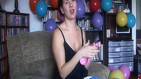 Blowing Balloons - XXXMina