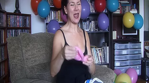 Blowing Balloons - XXXMina