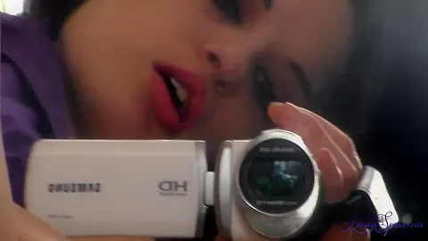 Squirming Dildo - HarleySpencer