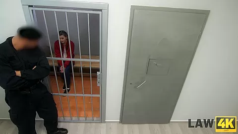 LAW4k. Lovely model decides to make money on dru but fails