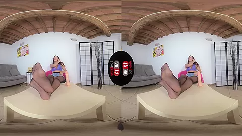Jaw-Droppingly Sexy Lilian Tells You How To Jerk Off - Foot Fetish JOI