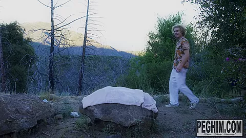 Pegging On Drift Mountain - Sex Movies Featuring Peghim