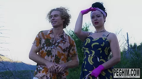 Pegging On Drift Mountain - Sex Movies Featuring Peghim