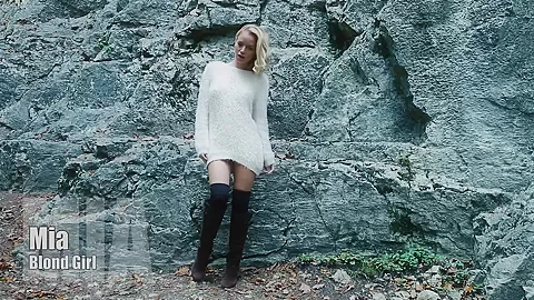 Mia Blond Girl - Sex Movies Featuring Nudebeauties