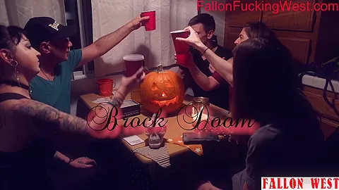 Hallowdick Xxx Parody Feature Film - Sex Movies Featuring Fallonwest