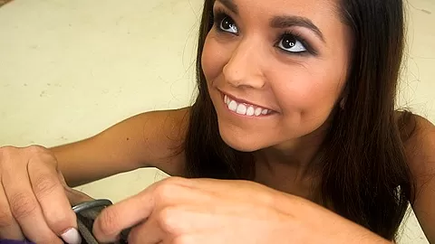 Amateur Latina Sucking A Big Dick
