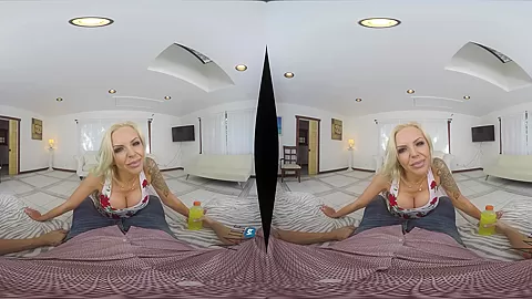 MilfVR - Step mom Knows Best