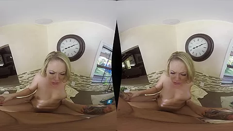 MilfVR - Caulking in the Kitchen